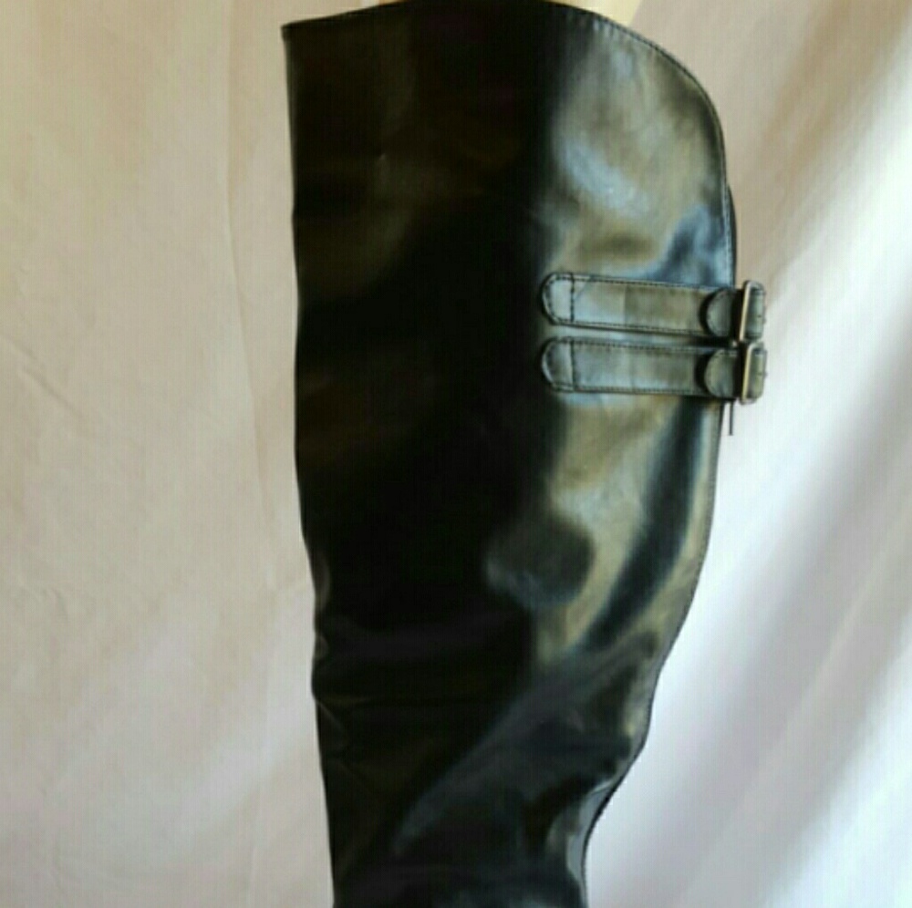 🚫SOLD🚫Extra wide calf thigh high boots